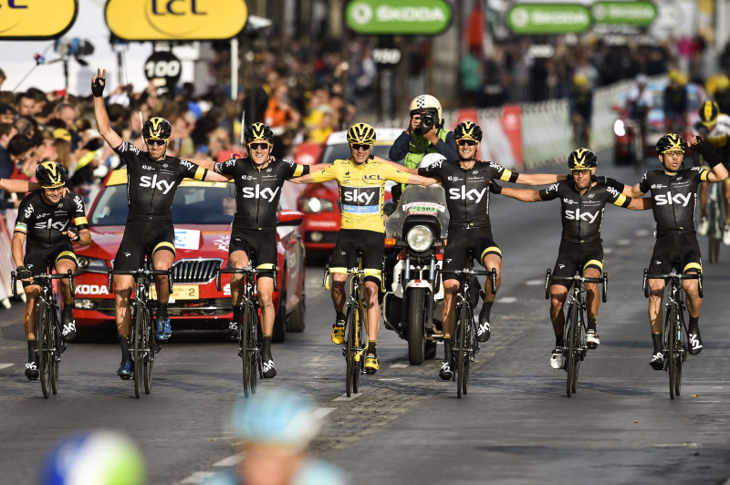 Frūms otro reizi triumfē daudzdienu velobraucienā ''Tour de France''