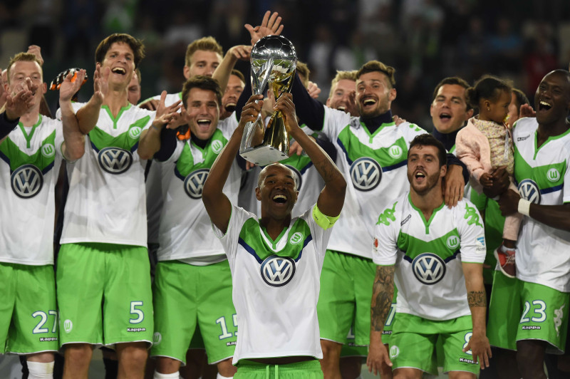 "Wolfsburg" noceļ Minhenes ''Bayern'' Vācijas superkausu