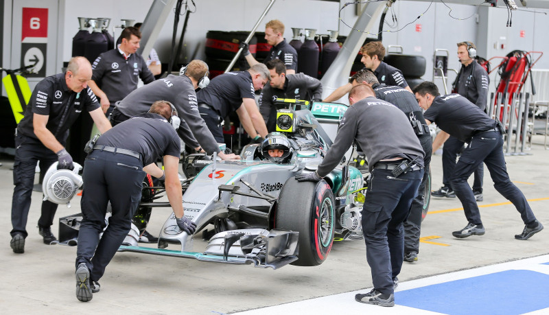 Rosbergs Sočos startēs no pirmās pozīcijas