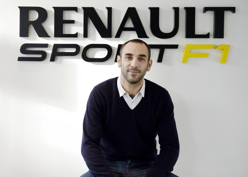 "Renault" vēlas sadarbību ar "Red Bull", Horners vēl cer uz "Honda"