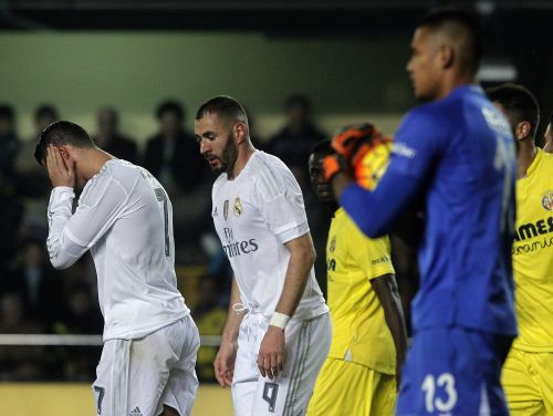 Problemātiskais "Real" piekāpjas "Villarreal", atlēti panāk Barselonu