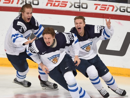 Drāma: Somija divreiz atspēlējas, izlaiž uzvaru un triumfē pagarinājumā