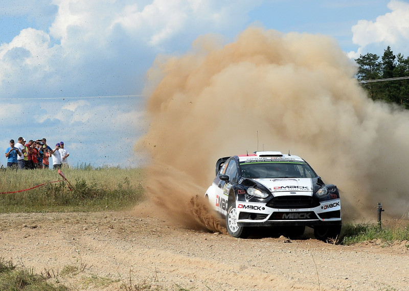 Igaunis Ots Tanaks līderis WRC posmā Polijā