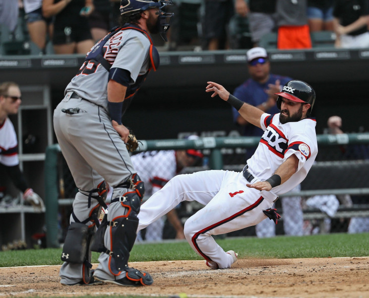 "White Sox" divreiz vienā vakarā uzvar ar pēdējo sitienu