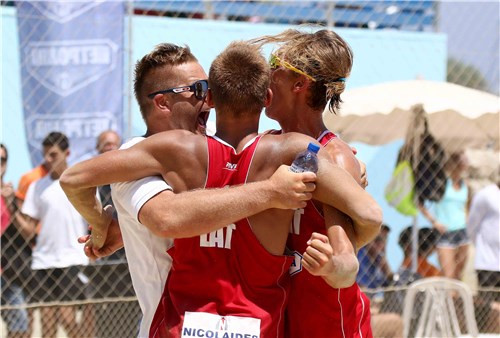 Samoilovs un Šmits izcīna pasaules U19 čempionāta bronzu