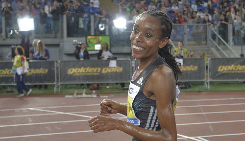 Etiopiete Ajana ar pasaules rekordu kļūst par pirmo Rio čempioni vieglatlētikā