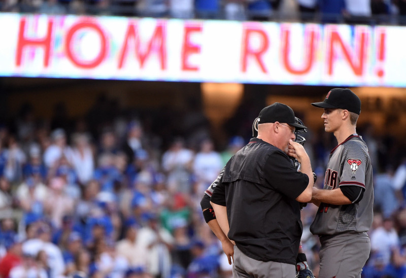 Atgriežoties Losandželosā, Greinkī saņem piecus "Home run"