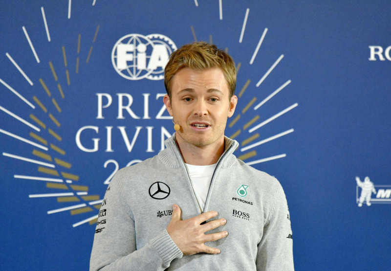 F1 pasaules čempions Rosbergs negaidīti paziņo par karjeras beigām