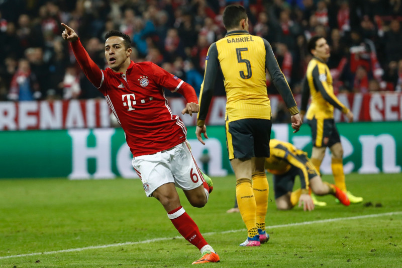 ''Arsenal'' izgāž otro puslaiku un bezcerīgi kapitulē ''Bayern''