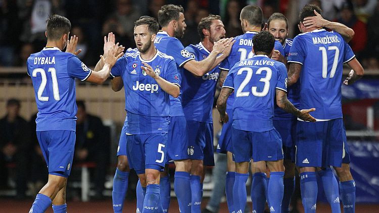"Juventus" neitralizē "Monaco" uzbrukumu un uzvar pirmajā spēlē