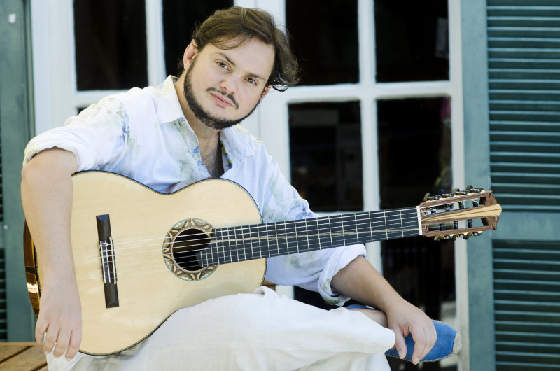 Yamandu Costa – Brazīliešu ģitārspēles tagadne un nākotne!