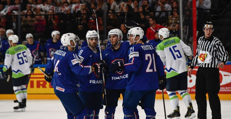 Ruselam hat trick, Francija noslēdz pasaules čempionātu ar slovēņu pieveikšanu
