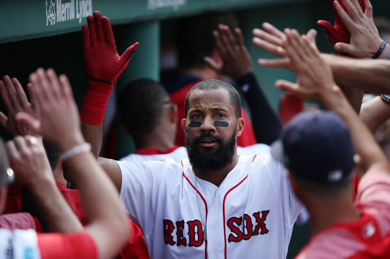 “White Sox” zaudē sēriju pret “Red Sox” un noslīd uz pirmspēdējo vietu