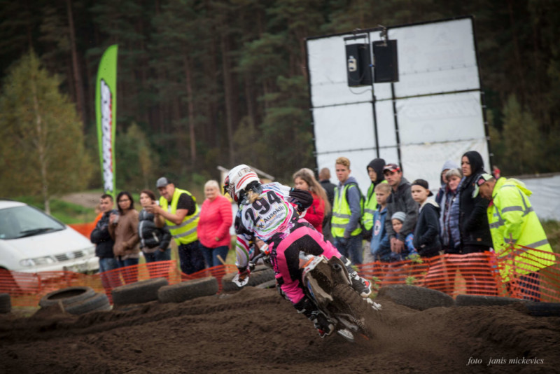Stecjuka izcīna uzvaru Latvijas motokrosa čempionātā