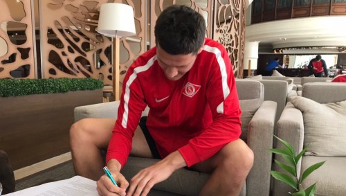 Nojūkot pārejai uz Turcijas klubu, Mārcis Ošs karjeru turpinās Jūrmalas "Spartakā"