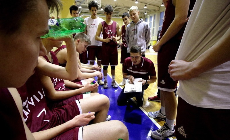 Mārtiņš Gulbis nosauc 20 kandidātus U16 izlasei