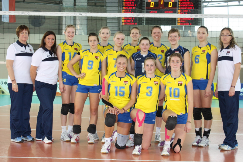 Latvijas sieviešu volejbola izlase pulcējas kopā, lai gatavotos Eiropas čempionāta kvalifikācijas spēlēm