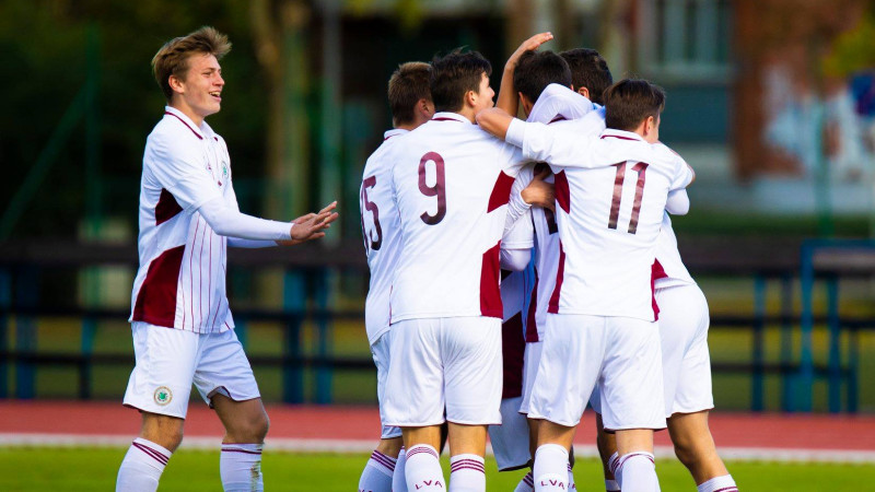 Latvijas U17 futbolisti izglābjas pret Moldovu un gaida savu likteni