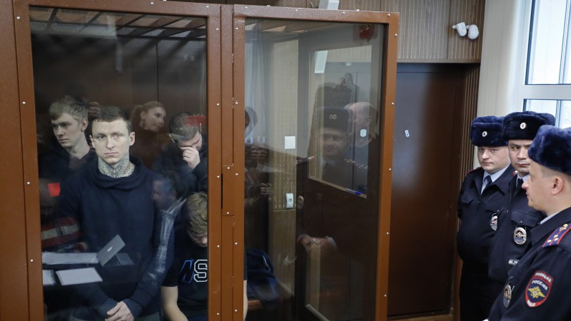 Divu kautiņu dalībnieki Mamajevs un Kokorins cietumā pavadīs vēl divus mēnešus