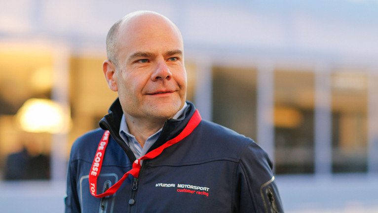 ''Hyundai Motorsport'' negaidīti paziņo par komandas vadītāja maiņu