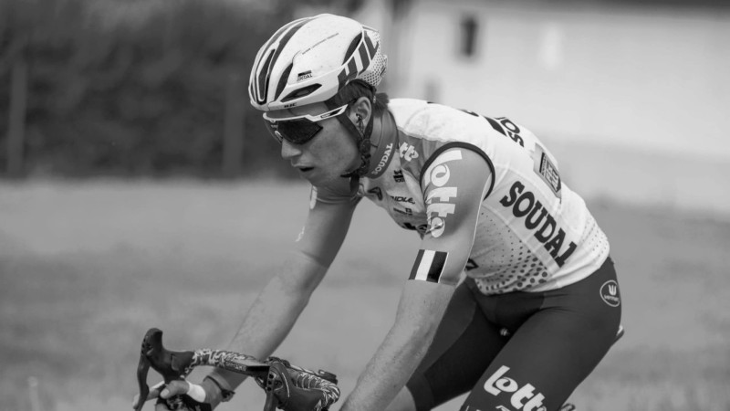 Pēc smaga kritiena "Tour de Pologne" miris U23 pasaules vicečempions