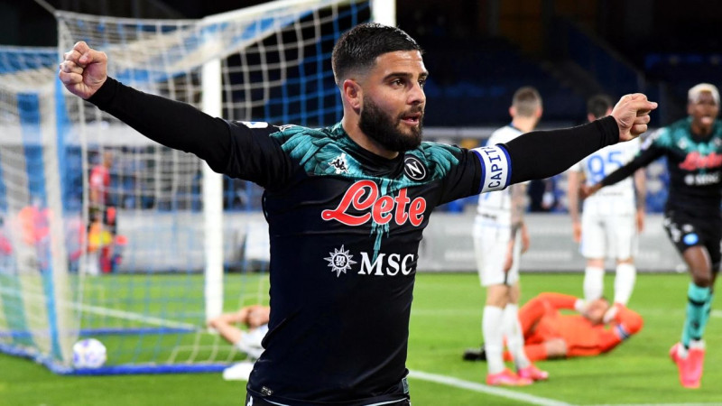 Septiņu vārtu spēlē "Napoli" satriec "Lazio", "Atalanta" panāk "Juventus"