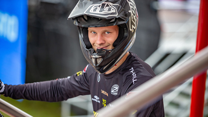 Latvijas elites BMX riteņbraucējiem ātri noslēdzas pasaules čempionāts