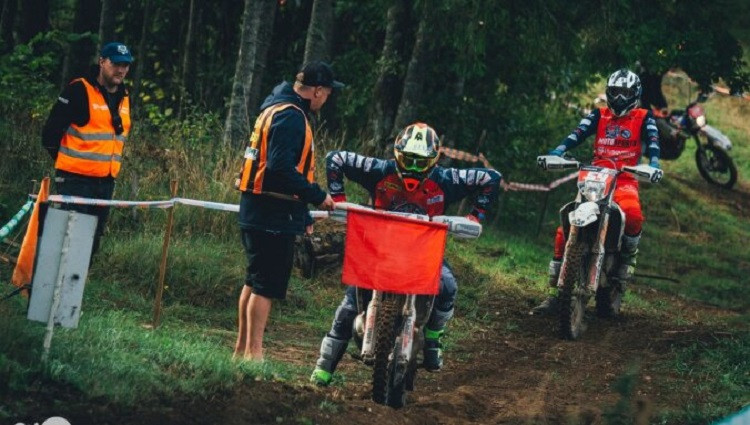 Madonas divu dienu enduro posmā visātrākie Siliņš, Šteinbergs un Ermanis