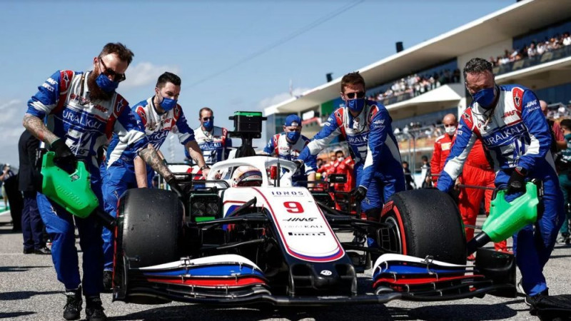 "Haas" boss: "Šūmaheram vai Mazepinam šogad ir cerība startēt no pole position"