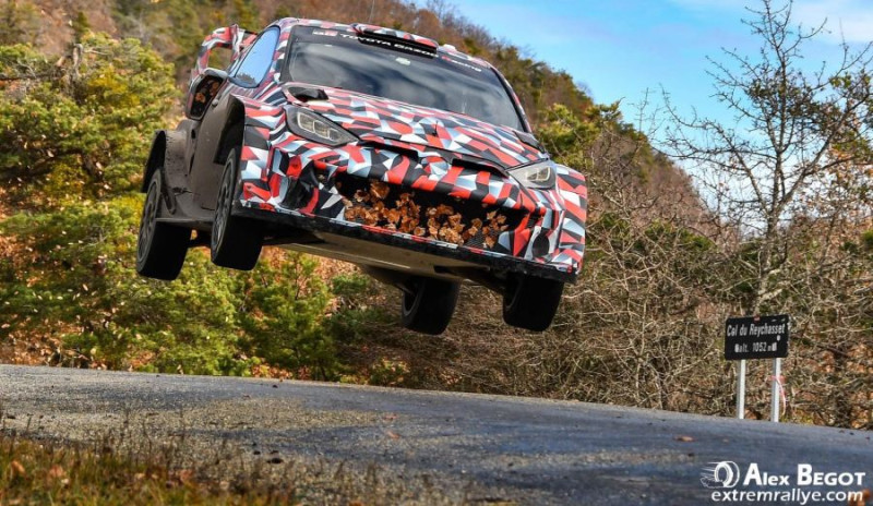 WRC vicečempions avarē ar jauno ''Toyota GR Yaris Rally1'' automašīnu