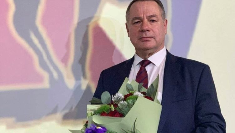 Latvijas Jātnieku federācijas prezidents Blaus iztur uzticības balsojumu un saglabā amatu