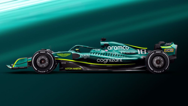 Jauno F1 mašīnu prezentē Fetela pārstāvētā "Aston Martin"