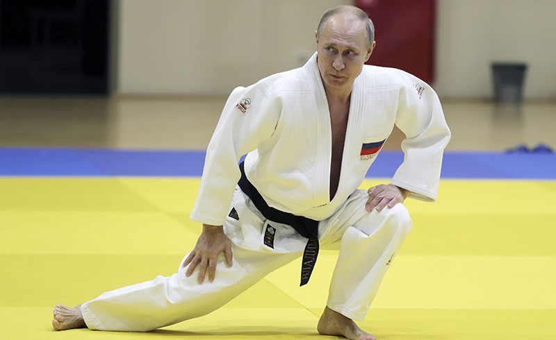 Putinam tiek atņemts Starptautiskās Džudo federācijas goda prezidenta tituls