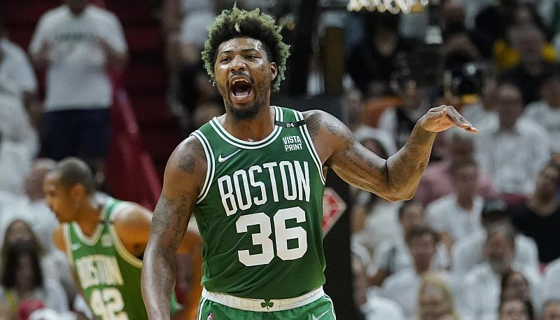 "Celtics" teicami realizē trejačus un pārliecinoši revanšējas "Heat"