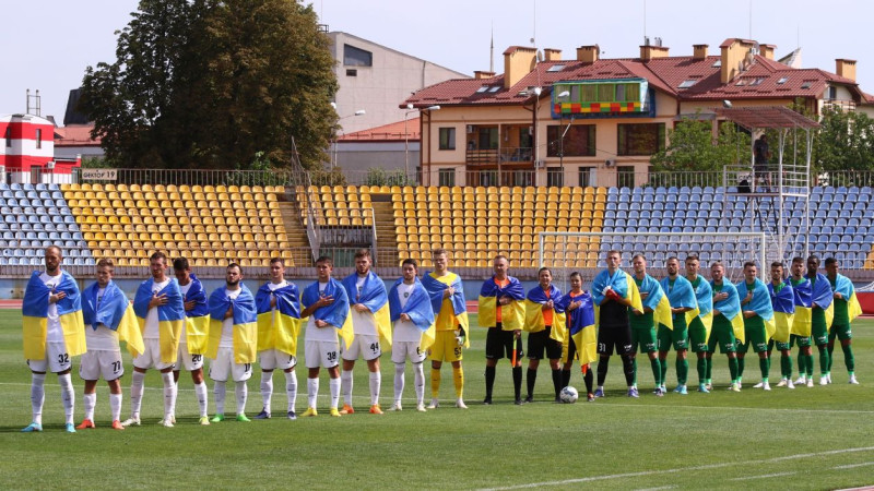 Neatkarības dienas priekšvakarā Ukrainā sākusies futbola līgas jaunā sezona