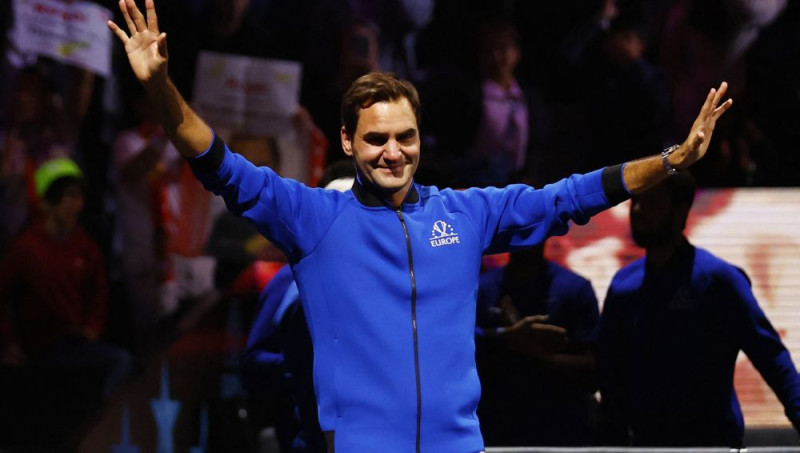 Federers karjeras pēdējā mačā duetā ar Nadalu zaudē dubultspēlē