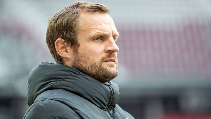"Mainz 05" treneris Svensons pēc vāja sezonas sākuma atkāpjas no amata
