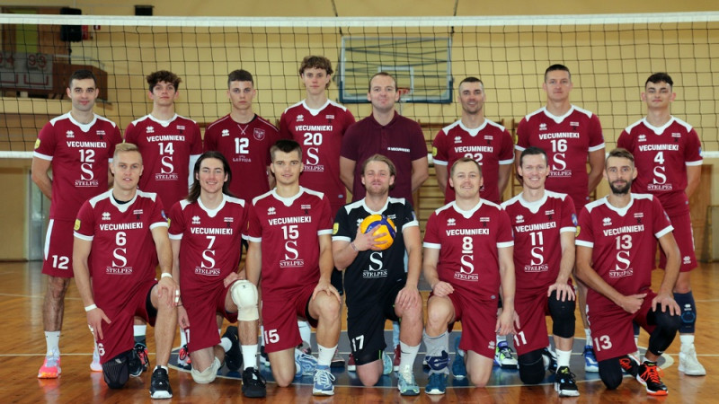 Latvijas čempionātā volejbolā vīriešiem līderu cīņā  uzvar "Vecumnieki"