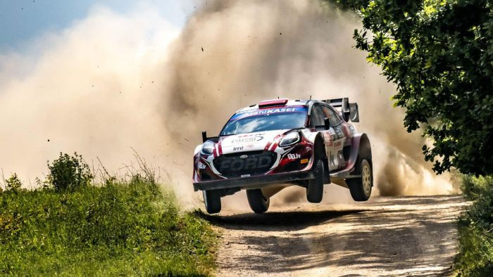 Sesks/Francis fantastiskā debijā izcīna piekto vietu Polijas WRC rallijā