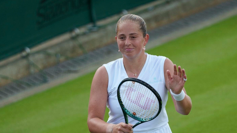 Ostapenko paceļas uz 11. vietu WTA rangā