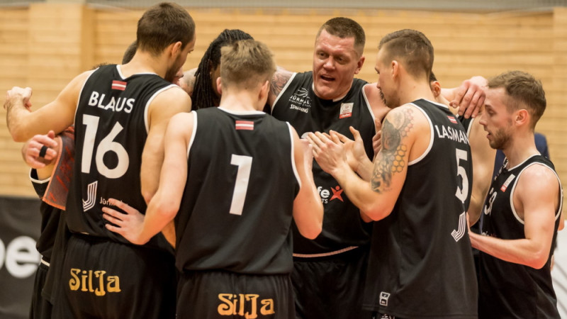 Jūrmalā dota zaļā gaisma vīru basketbola reanimēšanai
