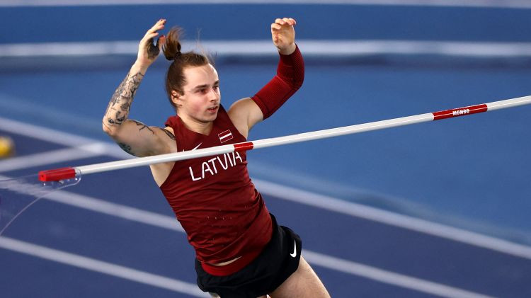 Latvijas čempionātā telpās pirmajā dienā augstvērtīgāko rezultātu sasniedz Kreišs