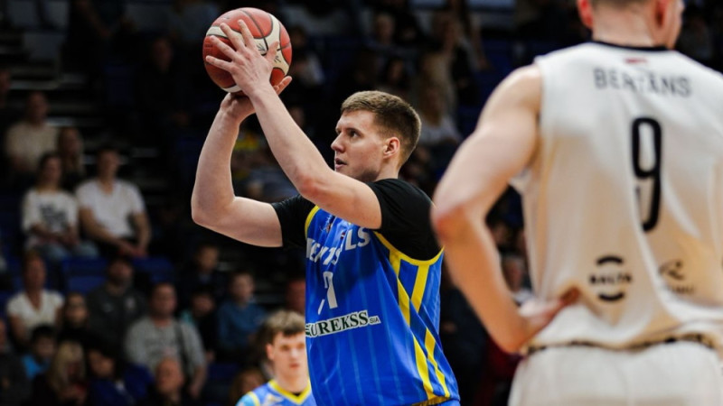 "Ventspils" kā pirmo gaidāmās sezonas spēlētāju izsludina Mežuli