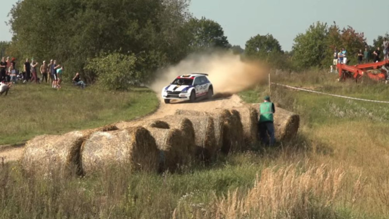 Video: WRC pilots Sesks priecē Lietuvas rallija fanus