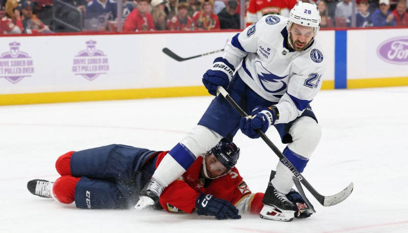 Girgensons gūst vārtus pret Stenlija kausa īpašnieci, Ābols neitrāls zaudējumā