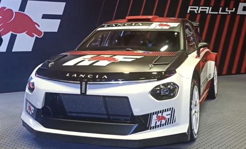 ''Lancia'' oficiāli prezentē jauno ''Lancia Ypsilon Rally2'' automašīnu