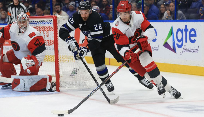 Balinskim un Girgensonam mainīgas sekmes, Šilovs un "Penguins" pamatīgā bedrē