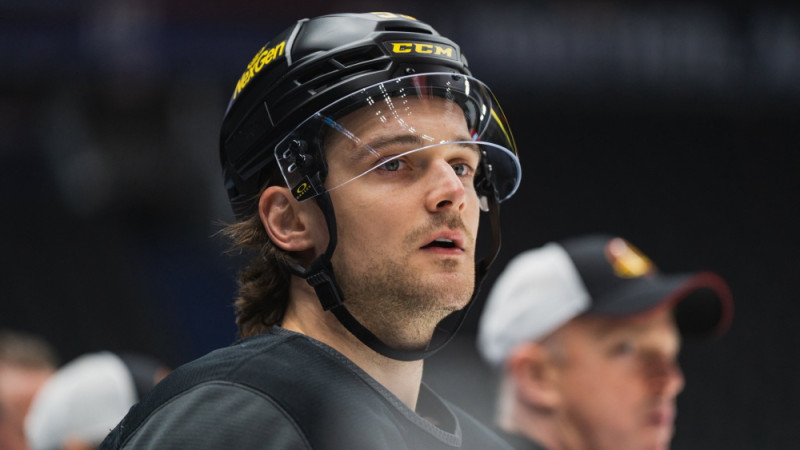 Pirms došanās uz Milānu Bļugeram tikšanās ar komandu, kurā tika iegūts Stenlija kauss