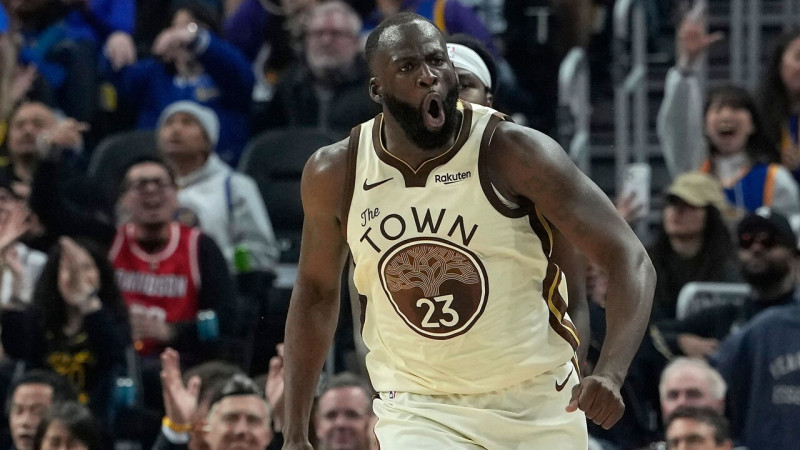 Apskatnieks: Visapmierinātākais par Porziņģa darījumu varētu būt Dreimonds Grīns