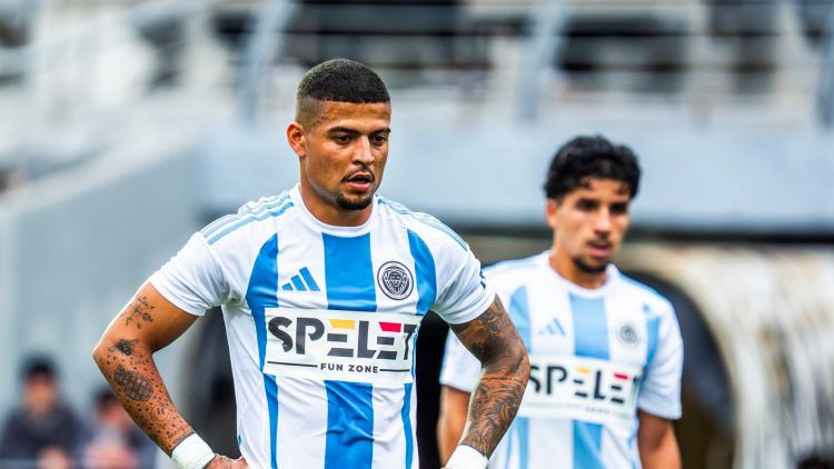 Režinaldu ar lielisku pendeli uzvar puslaiku, "Riga" tomēr piekāpjas Ukrainas grandam